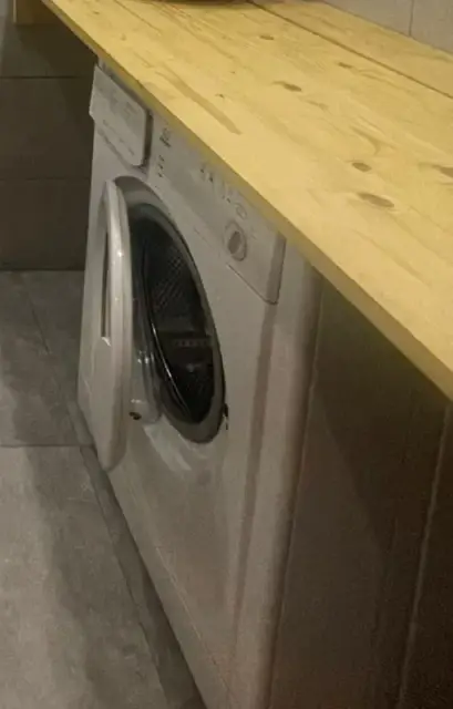 Стиралка индезит — Батуми — 150 ₾