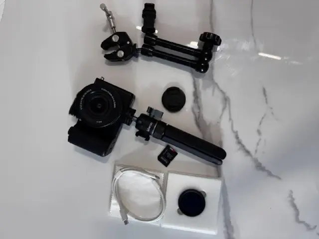 Sony ZV-E10 II с объективом — Tbilisi — 2,600 ₾