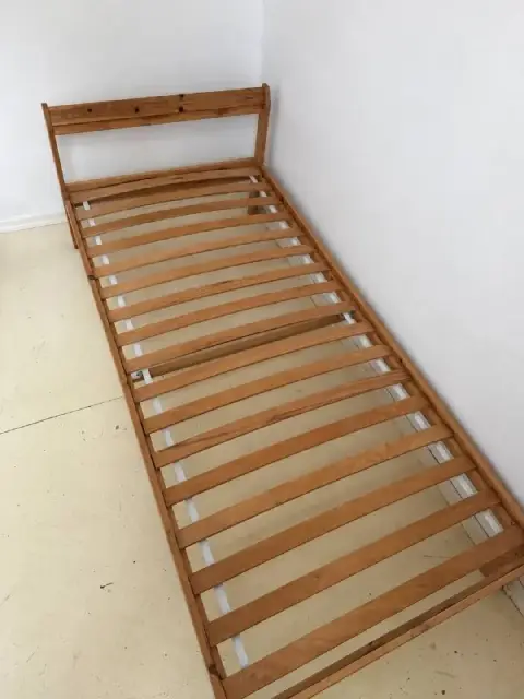 Кровать IKEA 90*120 + реечное дно (каркас) — Тбилиси — 180 ₾