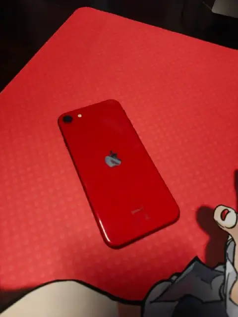 IPHONE SE 2020 RED — Tbilisi — 230 ₾