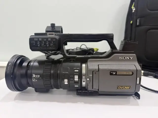 SONY DSR-PD170P Camcorder — Батуми — 800 ₾