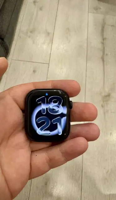 Apple Watch Series 11 46 mm Jet Black — Батуми — 900 ₾