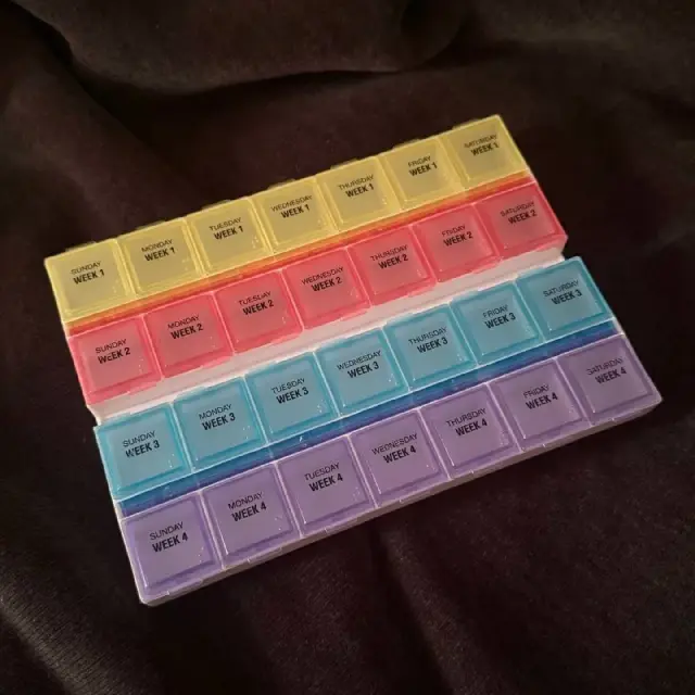 Таблетница на месяц — Тбилиси — 5 ₾
