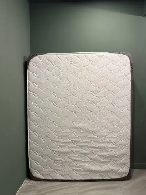 Кровать из comforter 180/200 — Тбилиси — 4 000 ₾