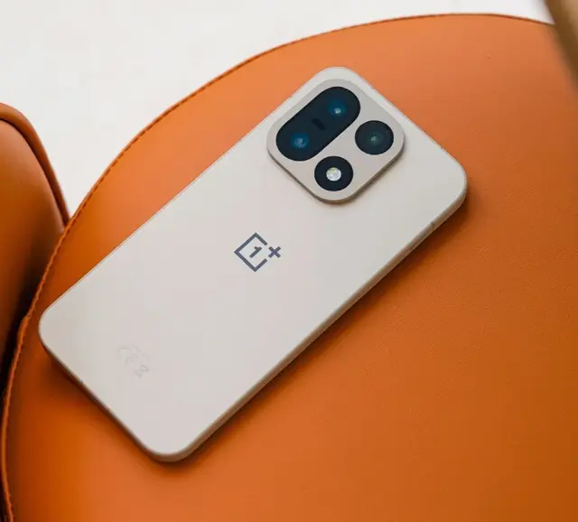 OnePlus 15 12/512 GB — Ереван — 400 000 ֏