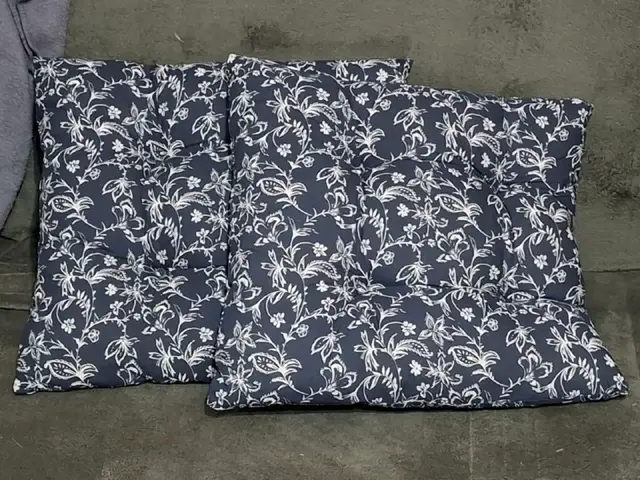 Подушки Jysk — Тбилиси — 10 ₾