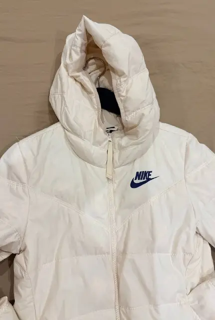 Куртка Nike — Тбилиси — 35 ₾