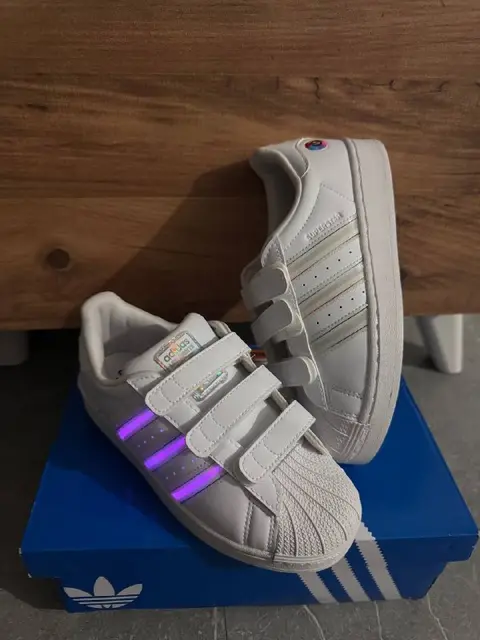 Adidas superstar led — Батуми — 170 ₾