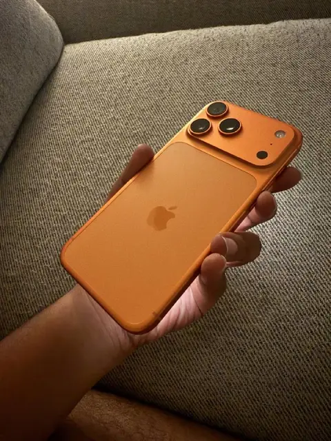 17 Pro Max 256 — Батуми — 2 950 ₾