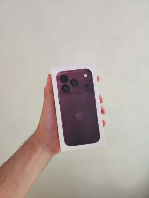 Iphone 17 pro 256 burgundy — Ереван — 650 000 ֏