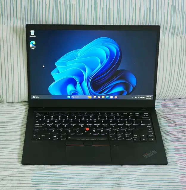 LENOVO X1 Carbon 7th Gen i7-8665U 16GB RAM 512GB M.2 NVME SSD — Тбилиси — 1 000 ₾