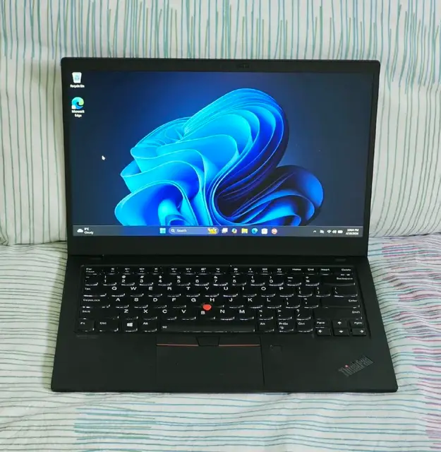 Ноутбук Lenovo Thinkpad X1 Carbon 7th Gen — Батуми — 1 000 ₾