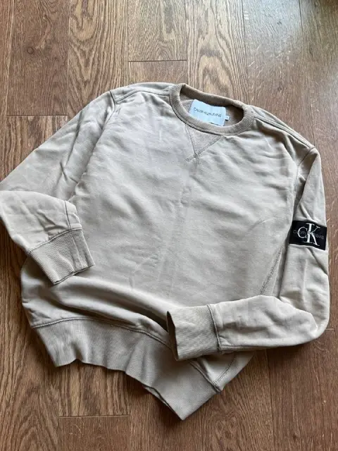 Женский свитшот Calvin Klein — Тбилиси — 49 ₾