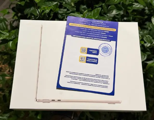 MacBook Air 13 M5 16/512gb — Батуми — 3 800 ₾