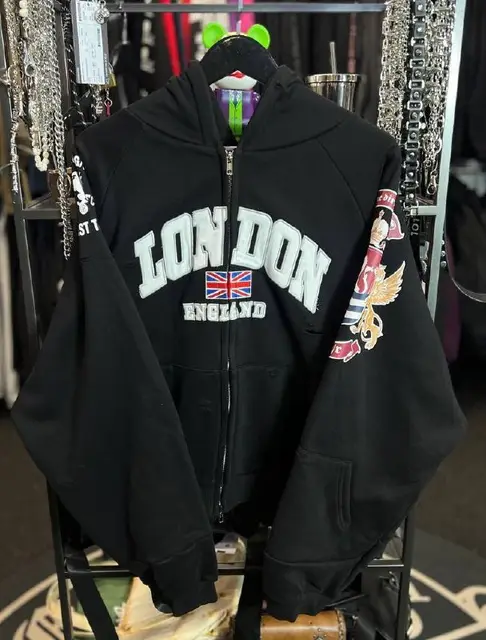 Zip худи — Батуми — 150 ₾