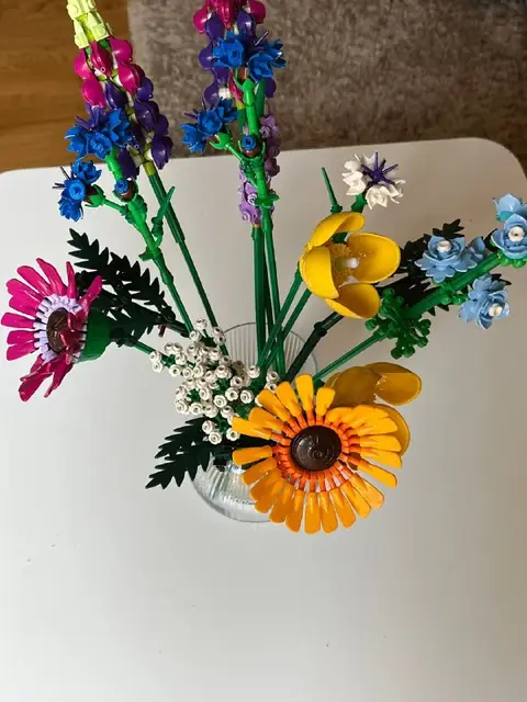 Lego wildflower bouquet — Белград — 2 900 дин