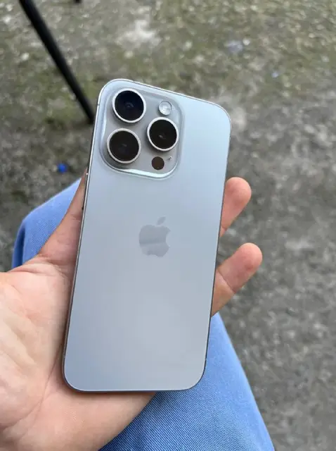 Iphone 15 pro — Батуми — 1 400 $