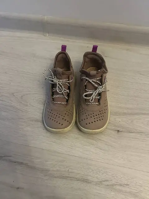 Детские кроссовки ECCO 26 р-р — Тбилиси — 50 ₾