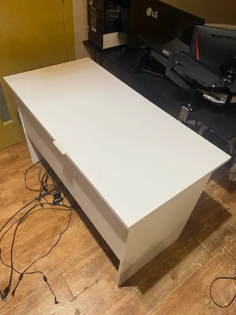 Стол 60×120 — Батуми — 110 ₾