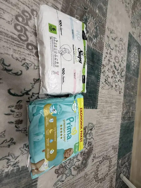 Пачки с лирами — Анталия — 100 ₺