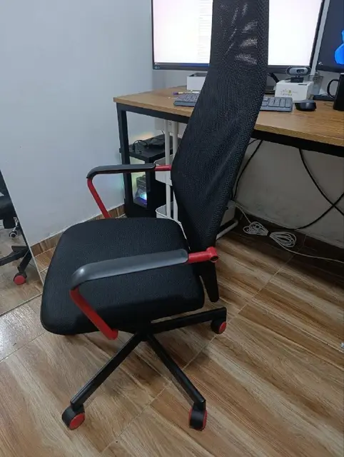 Офисное кресло IKEA — Батуми — 160 ₾