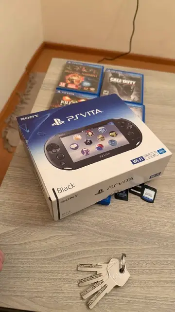 PS Vita с картой памяти 256 GB и Jailbreak — Ереван — 60 000 ֏