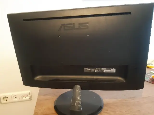 Asus — Анталия — 2 000 ₺