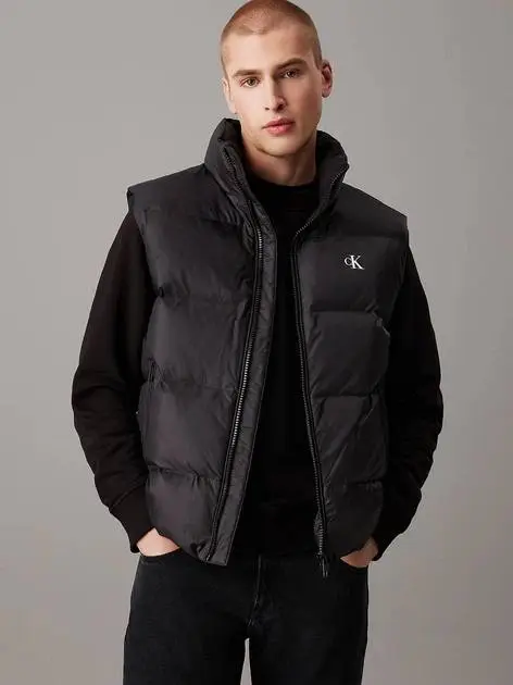 Мужская пуховая жилетка Calvin Klein Jeans — Тбилиси — 100 ₾