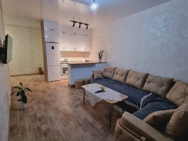 Квартира 2+1 — Батуми — 650 $