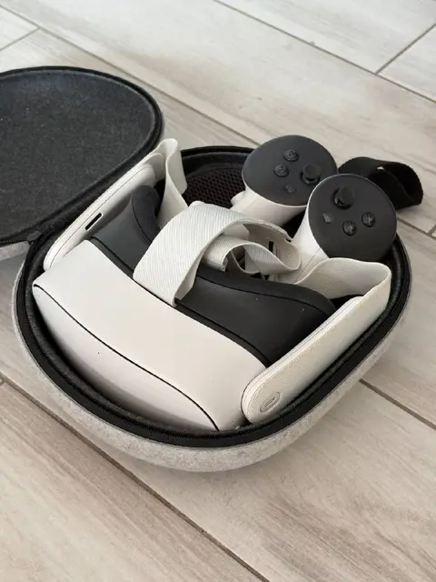 VR- шлем Meta Quest 3s — Батуми — 950 ₾