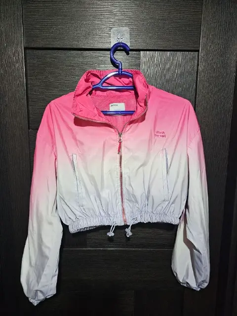 Ветровка Bershka Windbreaker Ombre Pink — Тбилиси — 60 ₾