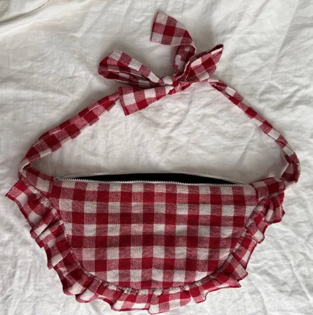 Сумка с регулируемой лямкой — Батуми — 15 ₾