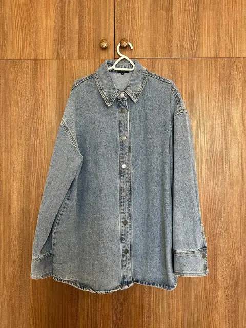 Джинсовая рубашка Zarina — Тбилиси — 25 ₾