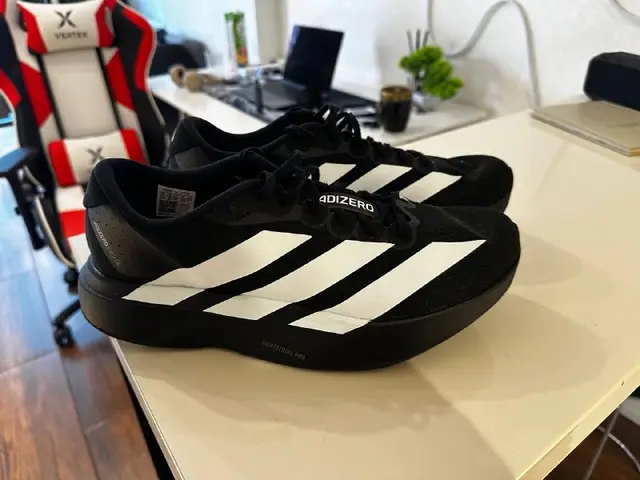 Кроссовки adidas беговые — Батуми — 600 ₾