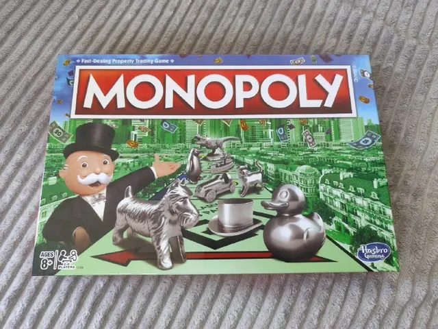 Настольная игра «Monopoly» (оригинал) — Тбилиси — 100 ₾