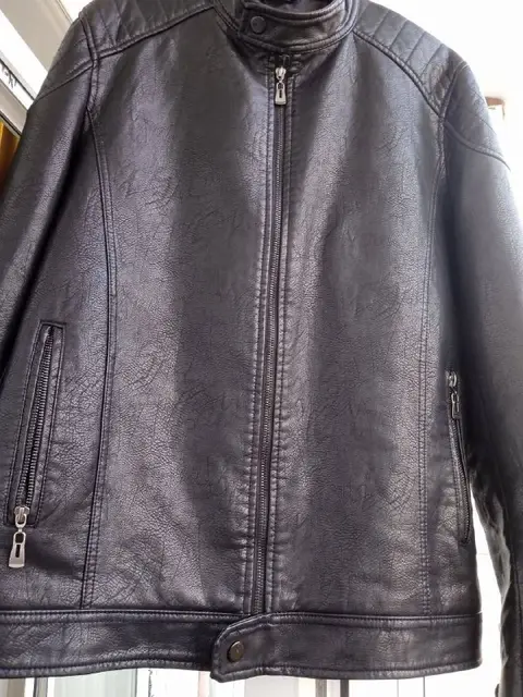 Кожаная новая куртка мужская — Батуми — 300 ₾