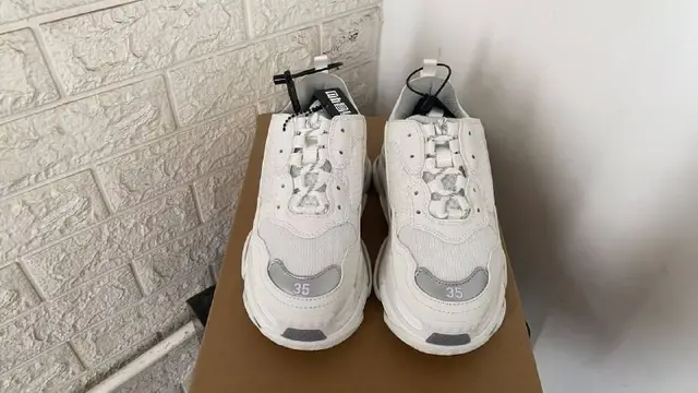 Balenciaga кроссовки — Батуми — 60 ₾