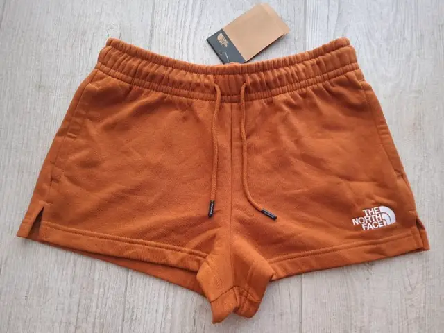 THE NORTH FACE шорты женские — Тбилиси — 40 ₾