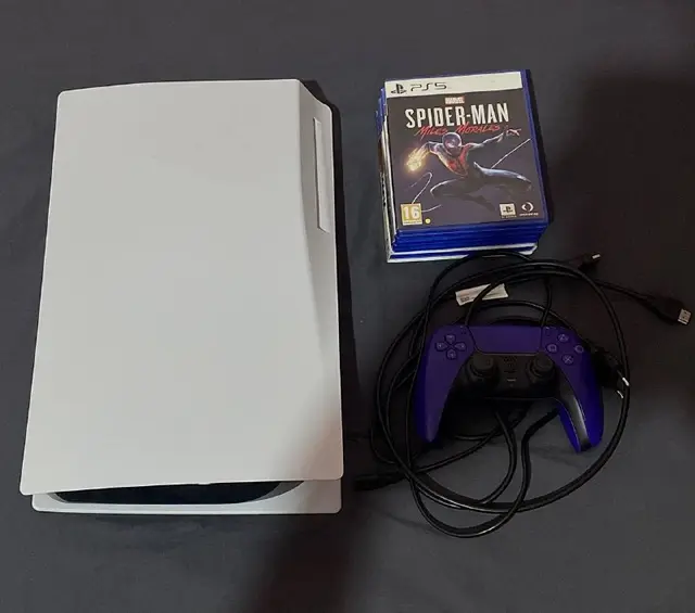PlayStation 5 (PS5) с дисководом — Тбилиси — 1 350 ₾