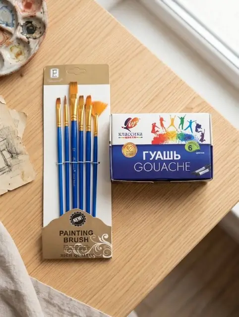 Краски ярких цветов и кисти — Батуми — 10 ₾