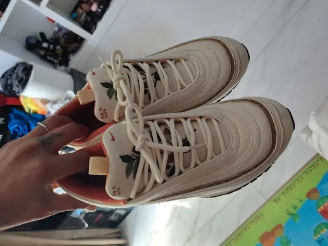 Nike Air Max 97 coconut milk — Батуми — 150 ₾