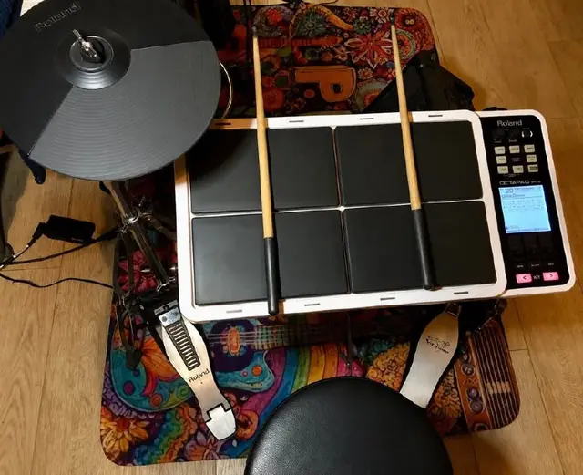 Roland OCTAPAD SPD-30 + стойка — Тбилиси — 2 500 ₾