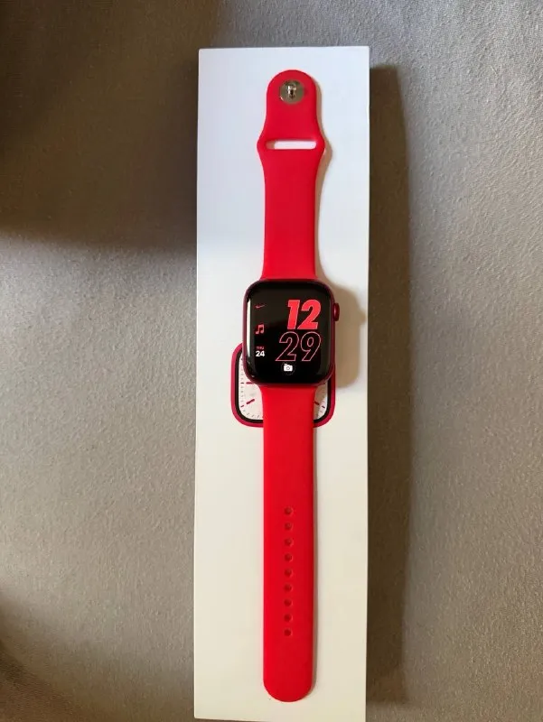 Apple Watch 7 серии 45 мм