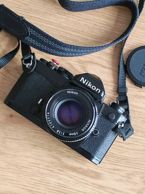 Плёночный фотоаппарат Nikon FM — Батуми — 500 ₾