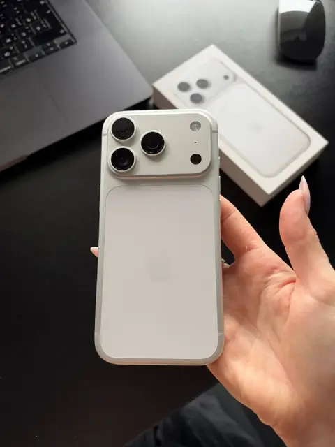 IPhone 17 Pro 256 ГБ — Батуми — 2 500 ₾