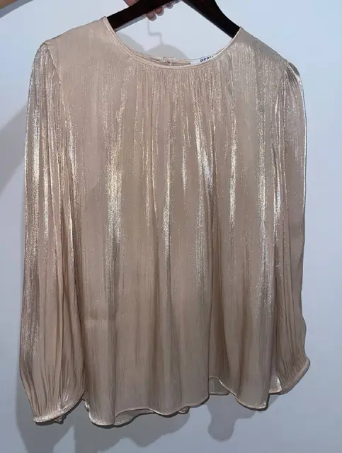 Сияющая блузка — Тбилиси — 150 ₾