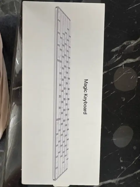 Беспроводная клавиатура Apple Magic Keyboard — Батуми — 150 ₾
