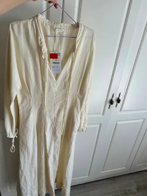 Платье Zara, размер L — Тбилиси — 100 ₾