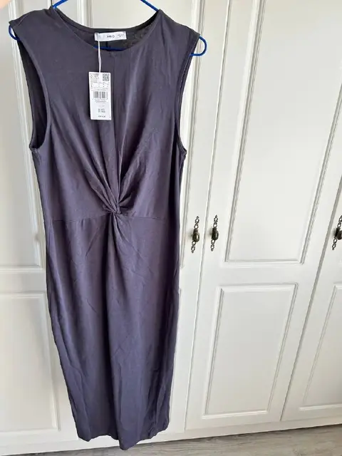 Платье Mango — Тбилиси — 55 ₾