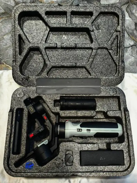 Трёхосевой электронный стабилизатор Zhiyun Crane M2 S — Ереван — 70 000 ֏